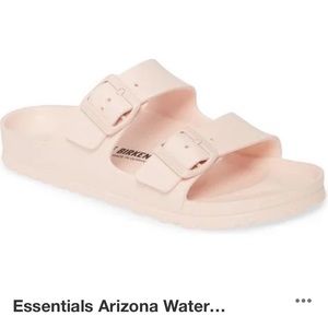 Light pink Birkenstock Arizona essentials sandal